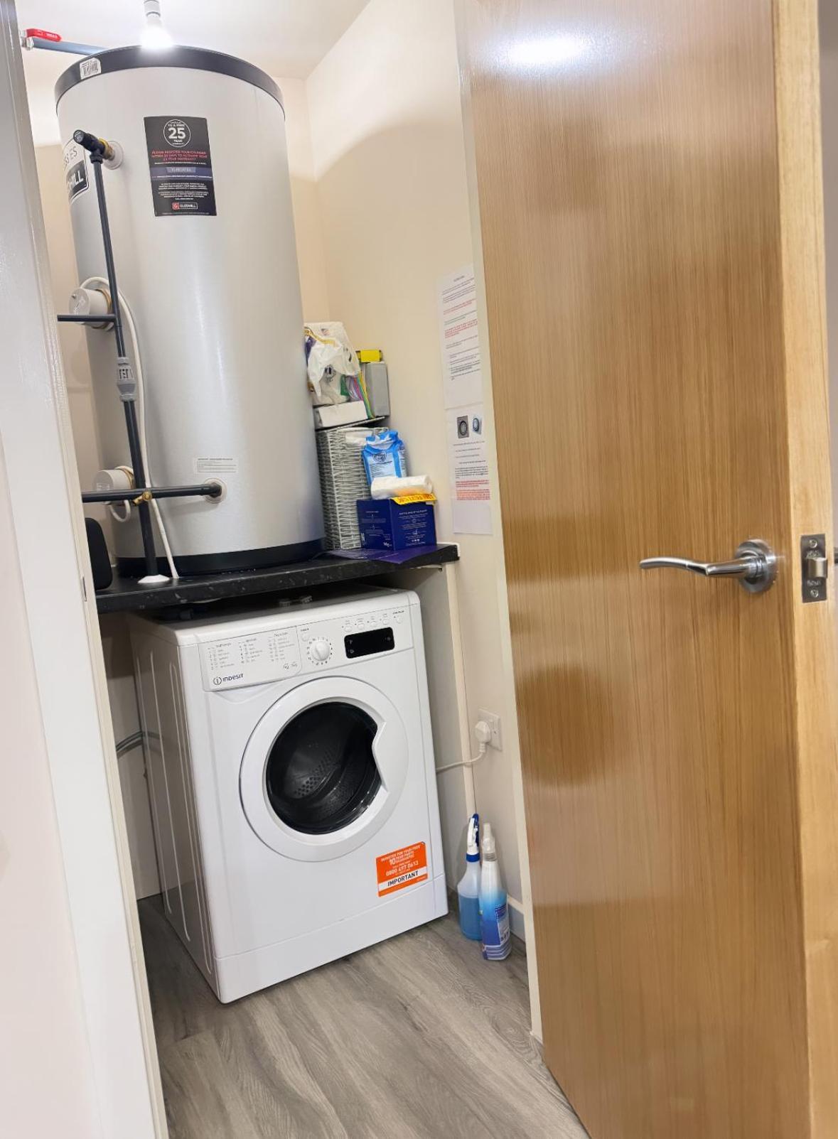 Luxury 2 Bedroom Apartment In Manchester City Centre - Free Parking Zewnętrze zdjęcie