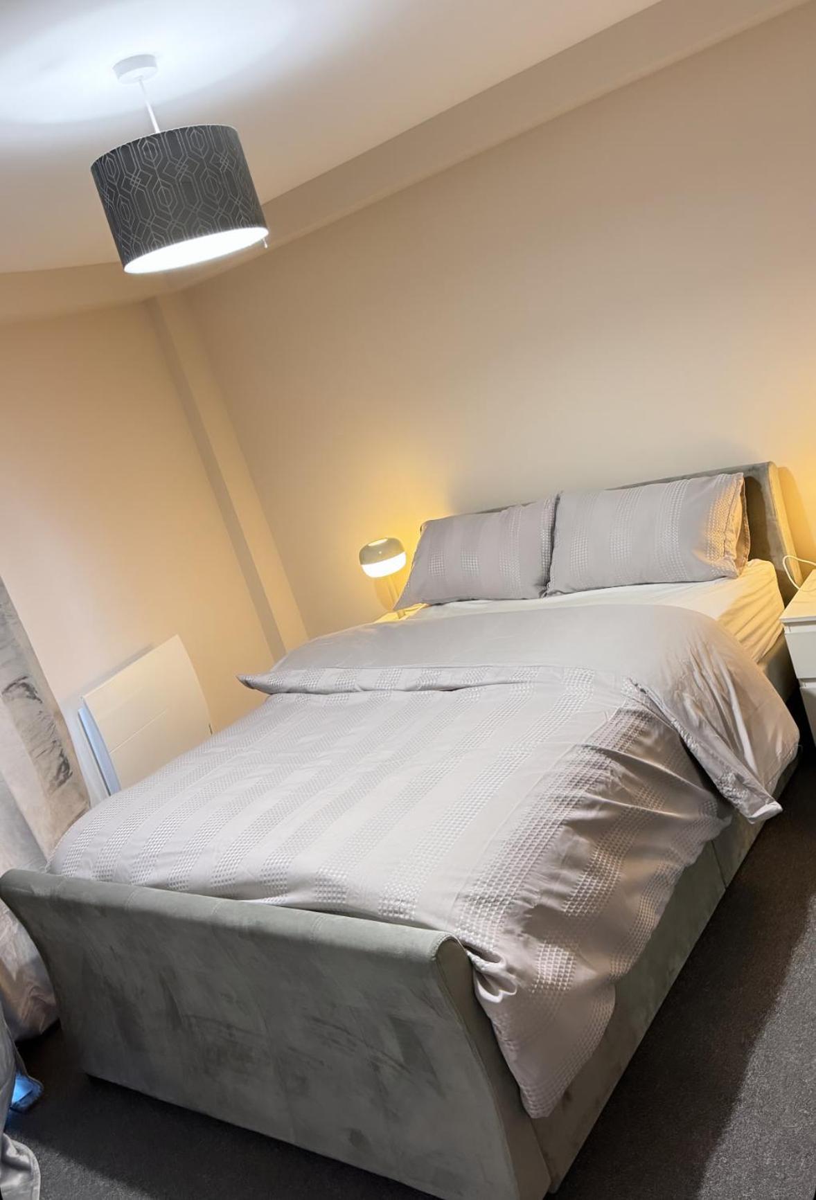 Luxury 2 Bedroom Apartment In Manchester City Centre - Free Parking Zewnętrze zdjęcie